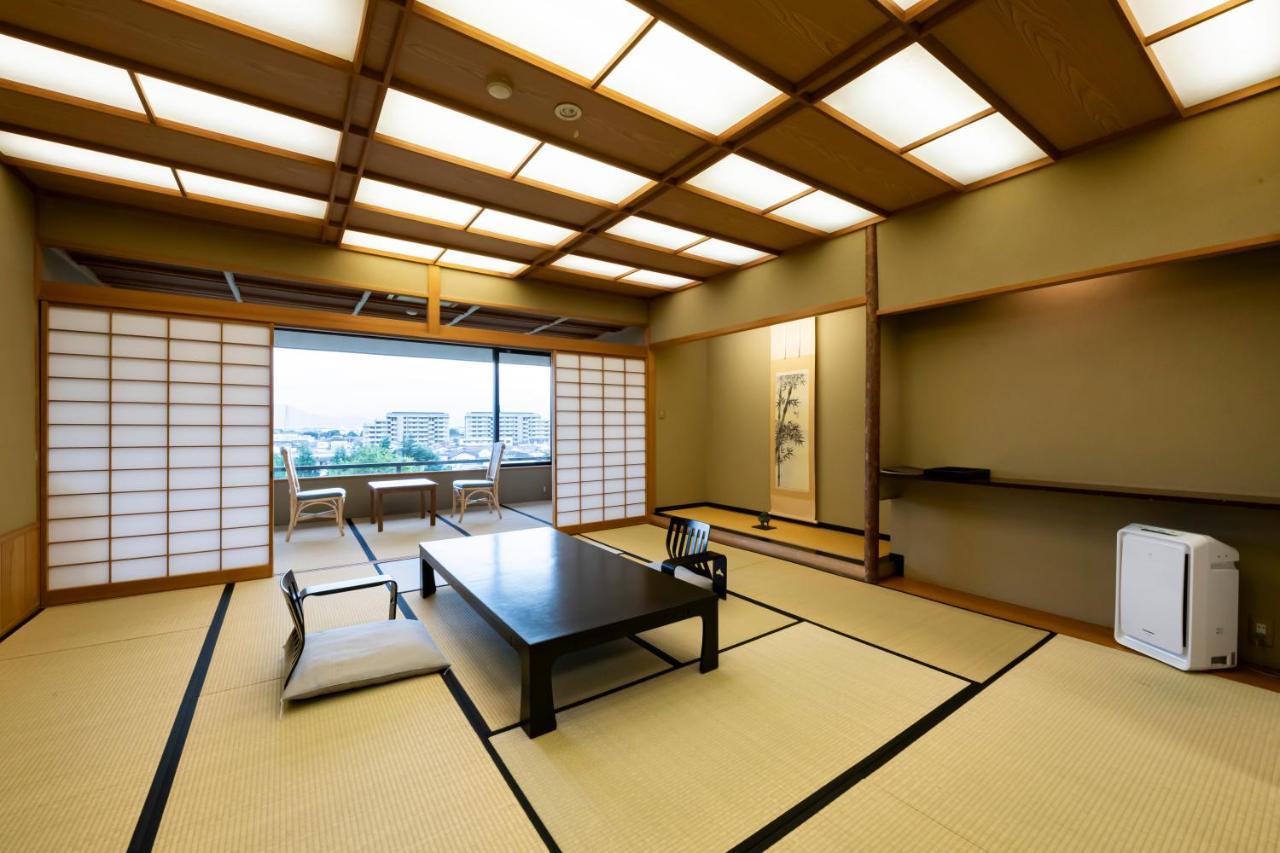 Tokiwa Hotel Кофу Екстер'єр фото